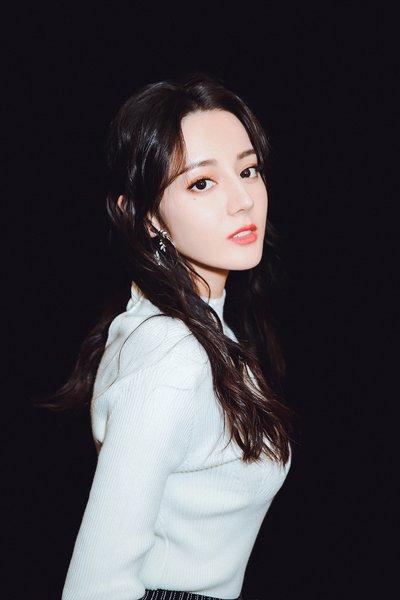 娱乐圈八卦最新爆料热巴,娱乐圈再掀波澜！